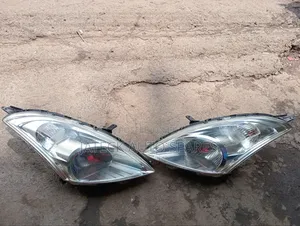 Suzuki Swift Headlight (Adjuster)