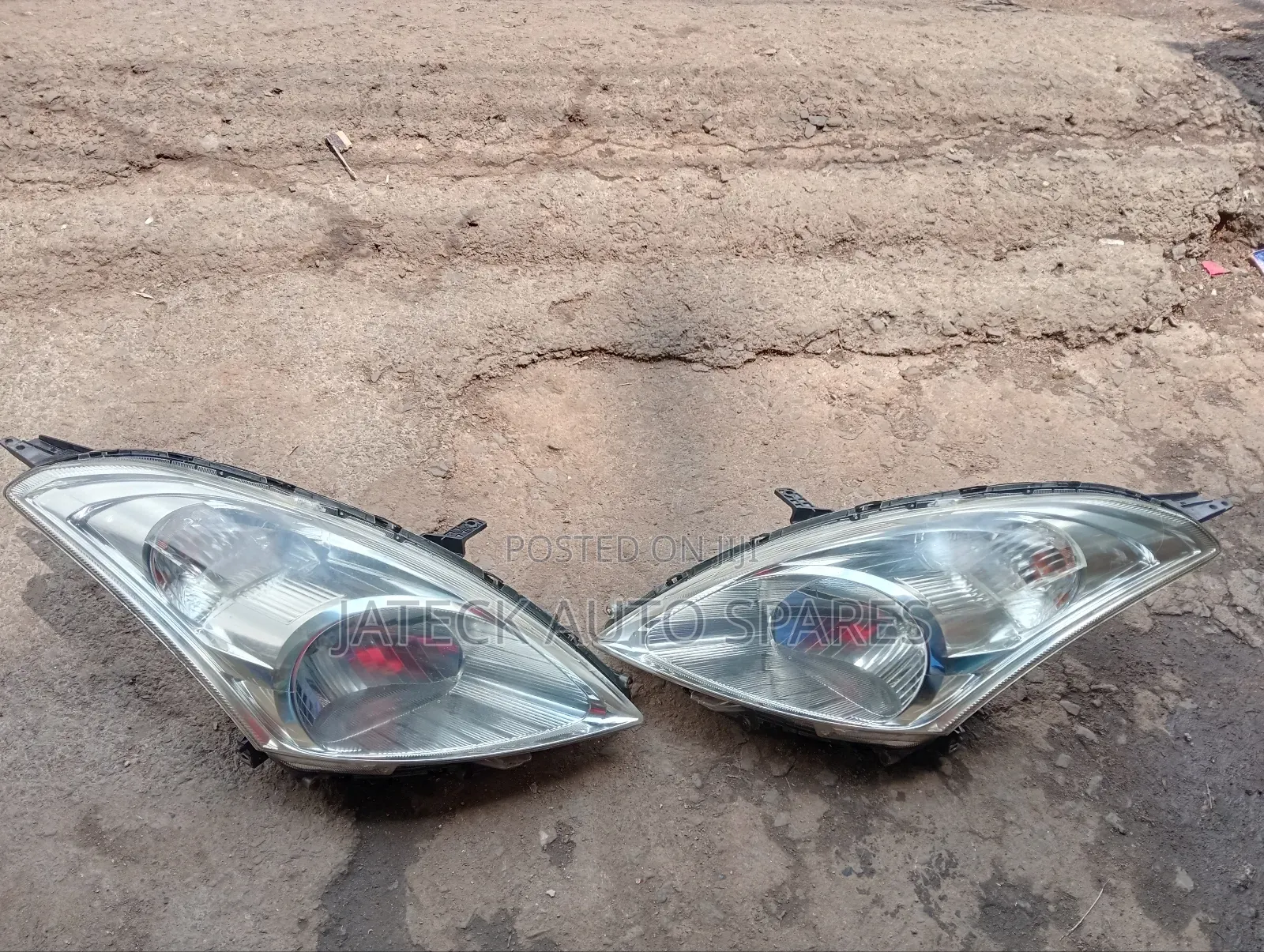 Suzuki Swift Headlight (Adjuster)