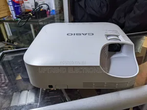  Casio Xj‐V2 Projector – Bright Lamp-Free!