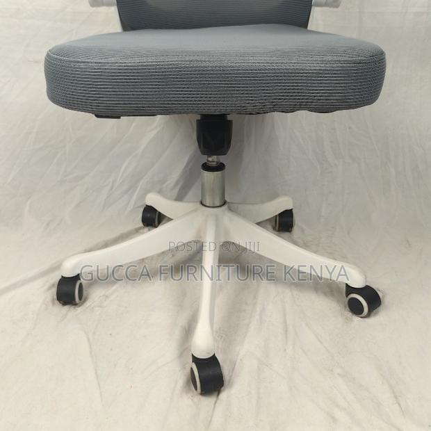 Modern Orthopedic Seat With Flip Armrest - thumbnail 9