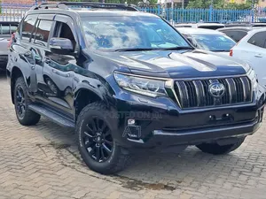 Toyota Land Cruiser Prado 2.8 2020 Black