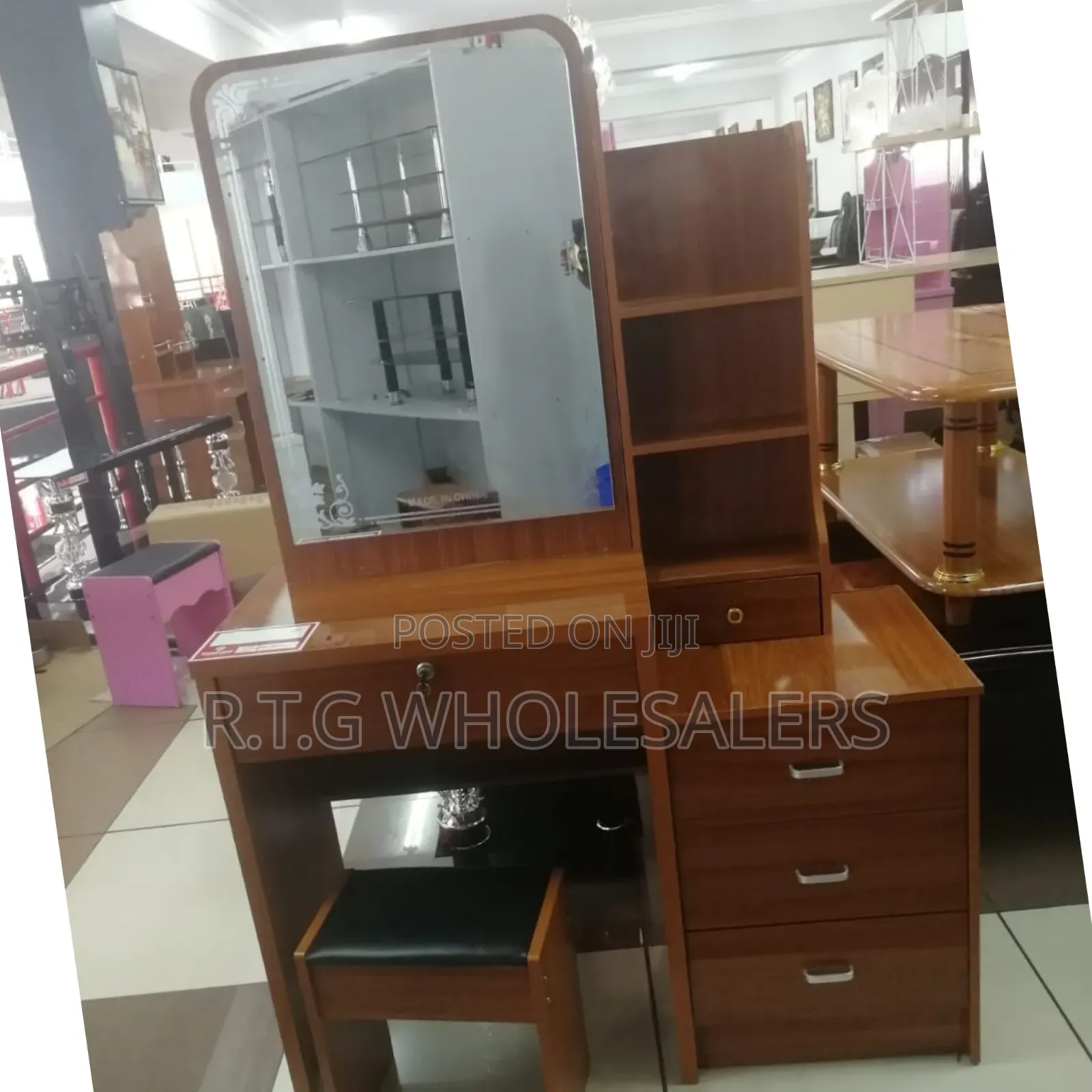 Executive Brown Vanity Table With Storage Drawers