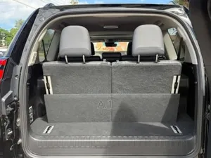 Toyota Land Cruiser Prado 2.8 2018 Black