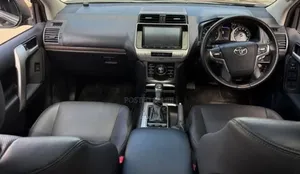Toyota Land Cruiser Prado 2.8 2018 Black