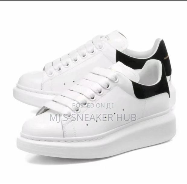 Alexander McQueen - main view