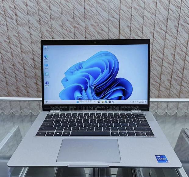 Laptop Dell Latitude 5320 8GB Intel Core i5 SSD 512GB - thumbnail 2