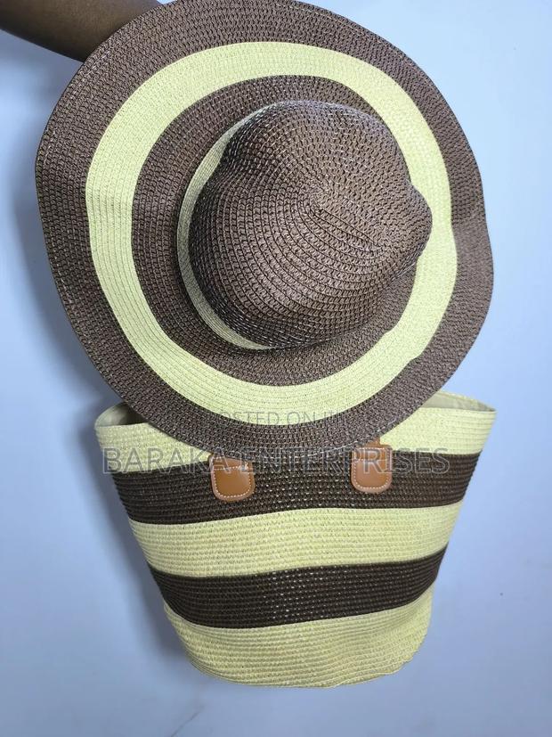 Ladies Straw Bag With Matching Summer Hats* - thumbnail 3