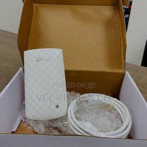 Tp-Link Ac750 Mesh Wireless N Wall Plugged Range Extender - Tl-Re200 - main view