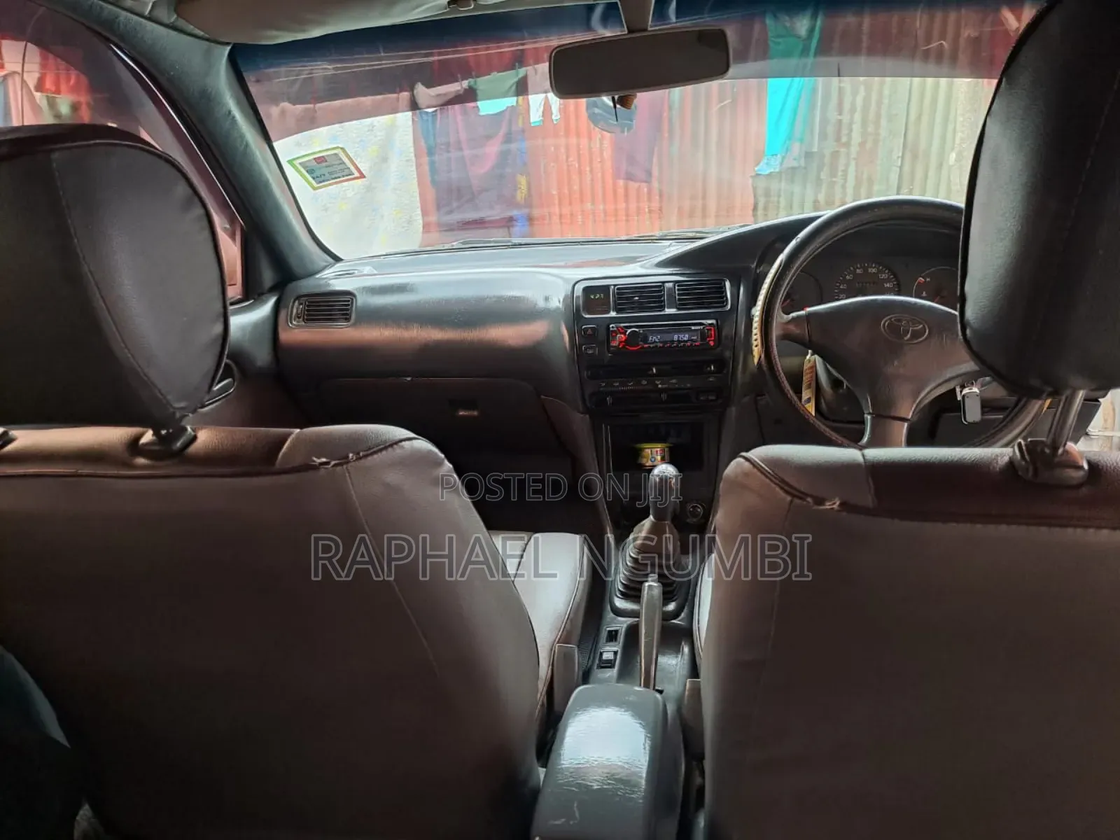 Toyota Corolla 1997 White