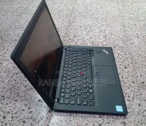 Laptop Lenovo ThinkPad X270 8GB Intel Core i7 SSD 256GB