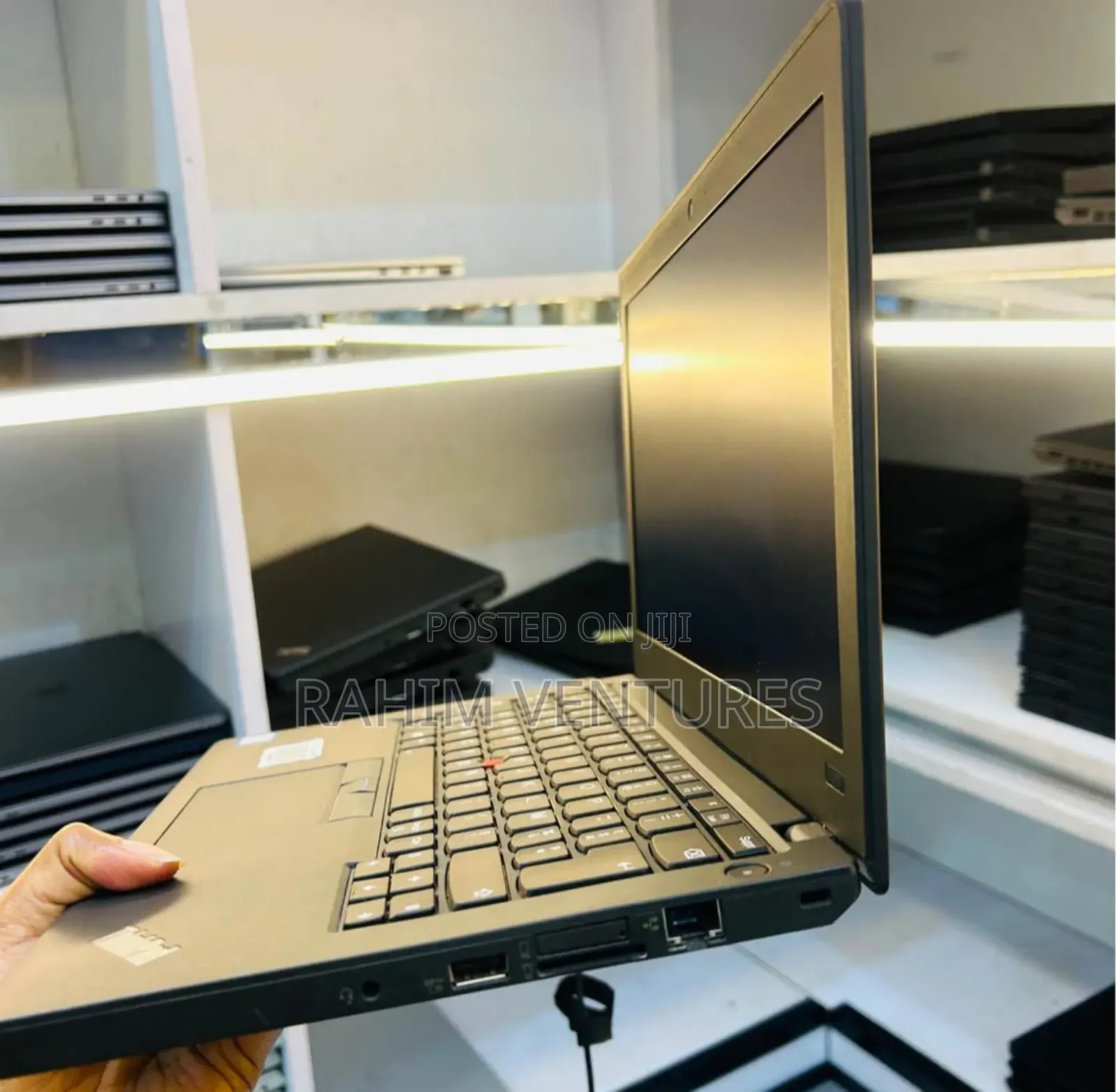Laptop Lenovo ThinkPad X270 8GB Intel Core i7 SSD 256GB