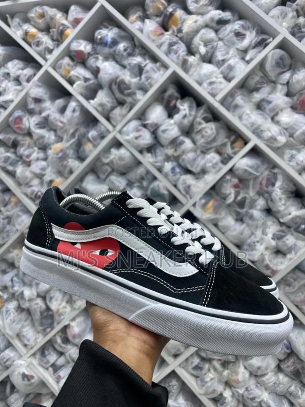 Cusomized Skater Vans - thumbnail 11