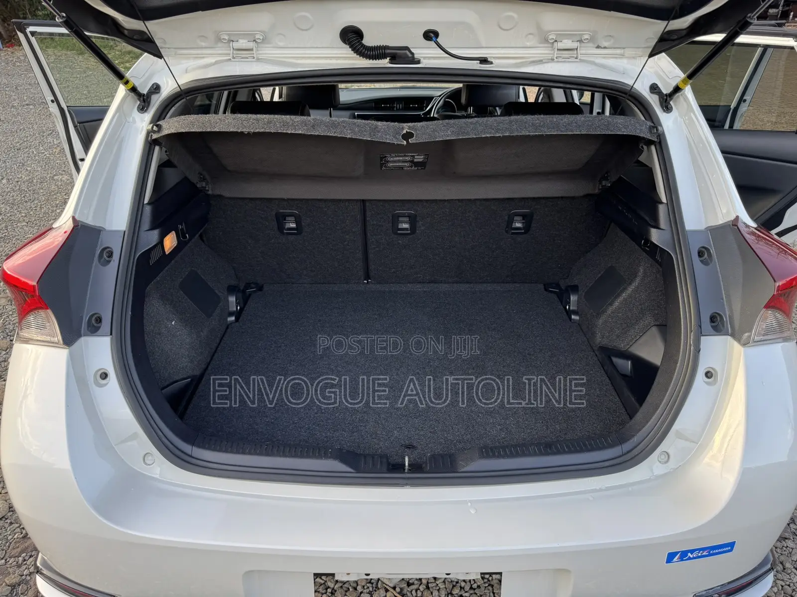 Toyota Auris 2017 White