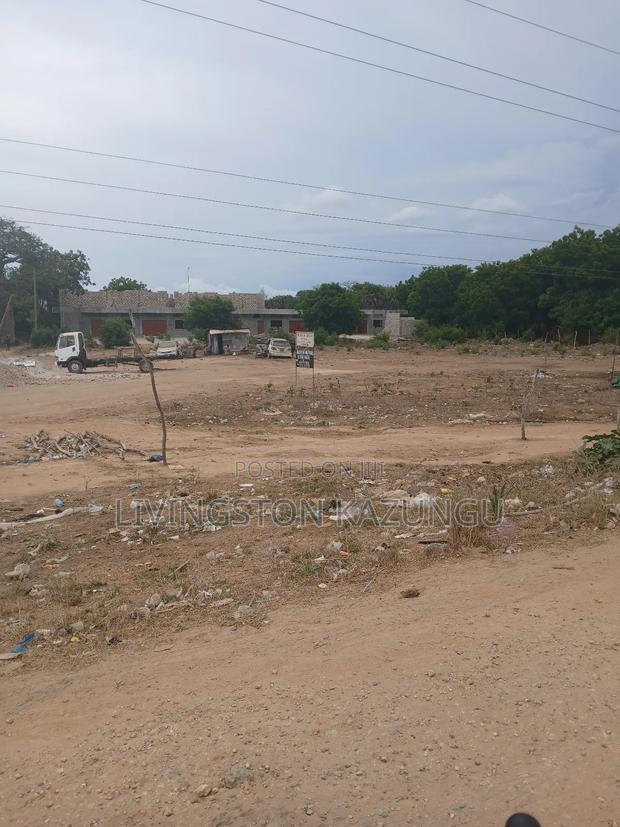 Plots on Sell in Hindi Town Stage - thumbnail 2