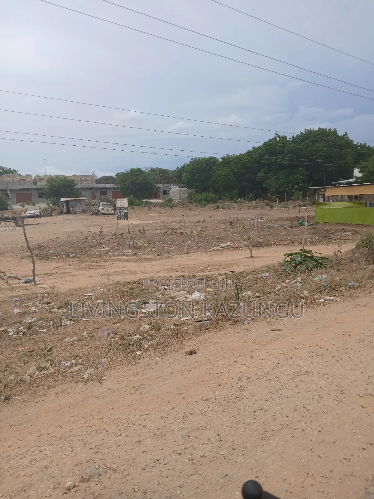 Plots on Sell in Hindi Town Stage