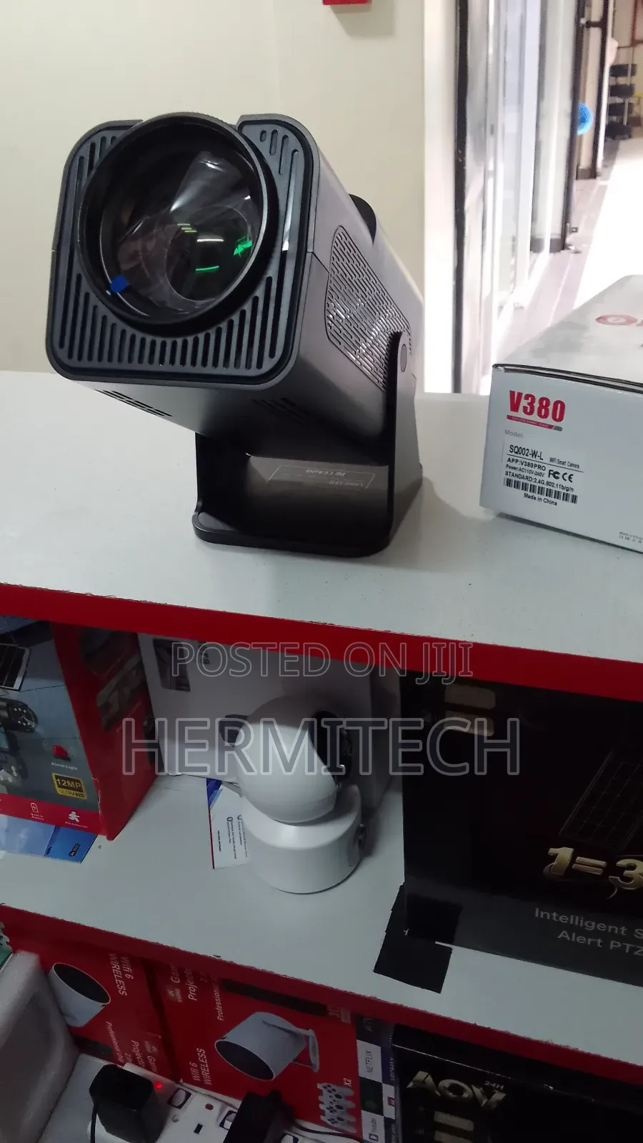 Portable Projector Hy 320 Model Available