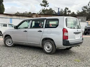 Toyota Probox 1.5 Hybrid DX 2019 Silver