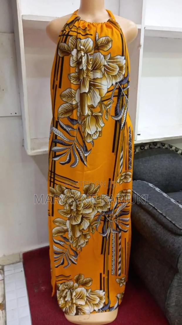 Backless Dera - thumbnail 4