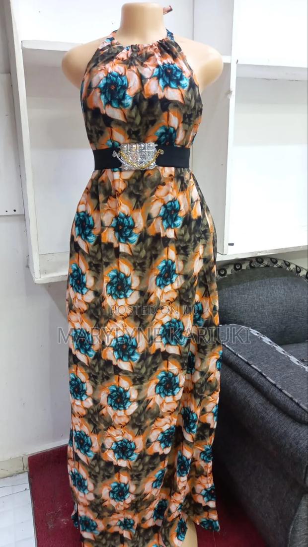 Backless Dera - thumbnail 5