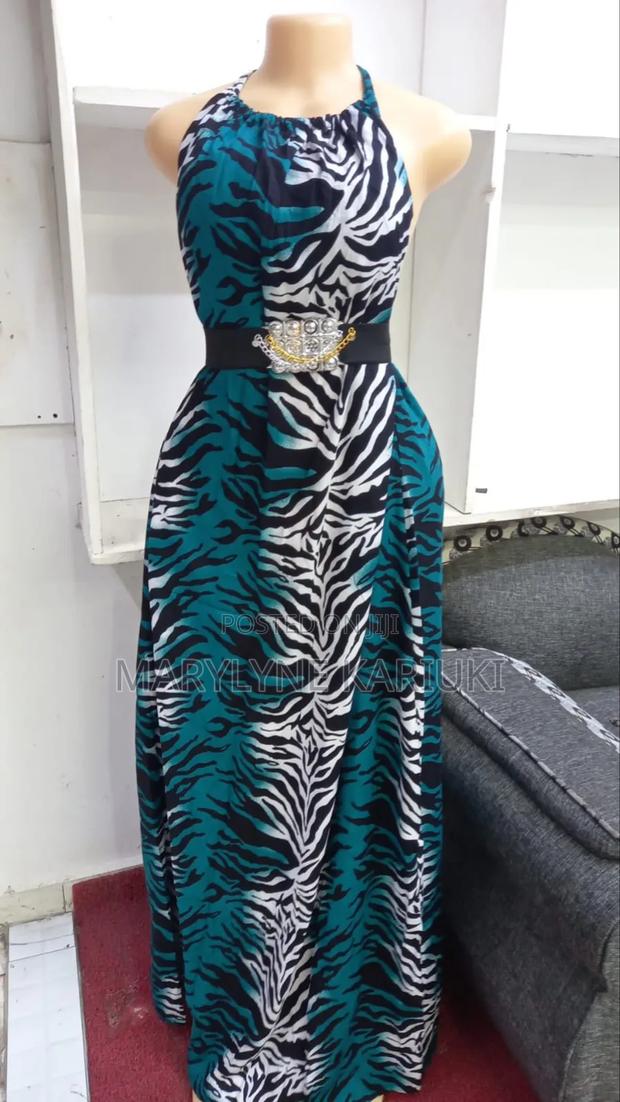 Backless Dera - thumbnail 9