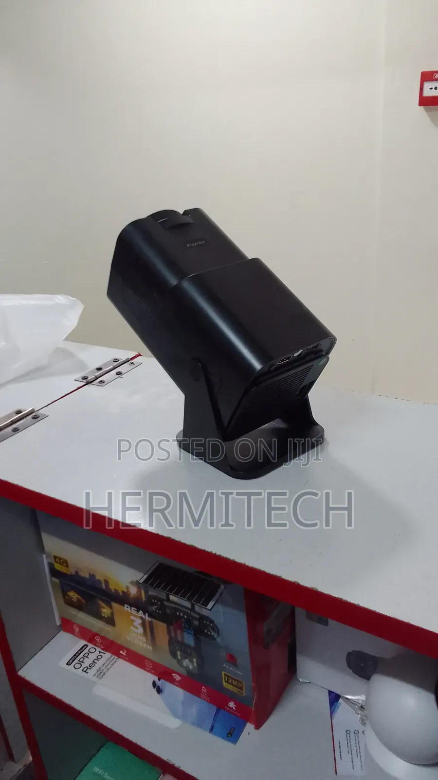 180 Degrees Rotation Base, With Display Size of 200inches Black Hy 320