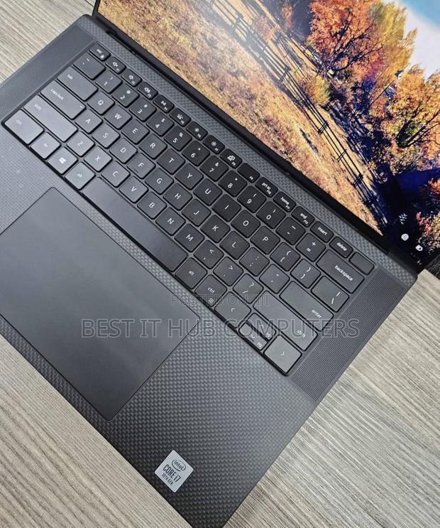 Laptop Dell Precision 5550 16GB Intel Core i7 SSD 512GB - thumbnail 3