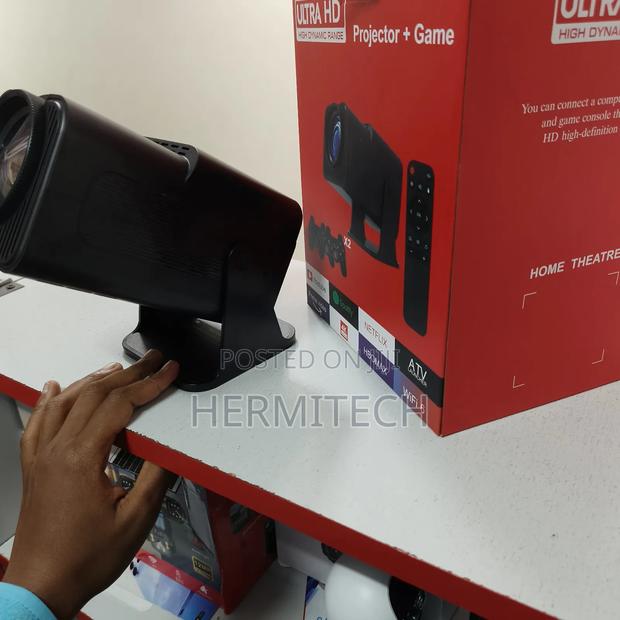 Video Projector Hy 320 Display Size of 200inches - thumbnail 2