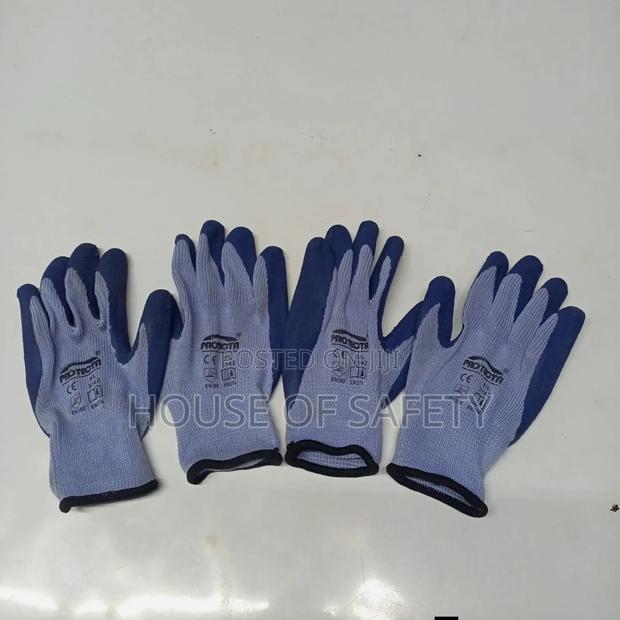 Blue Installation Gloves Diamond Grip