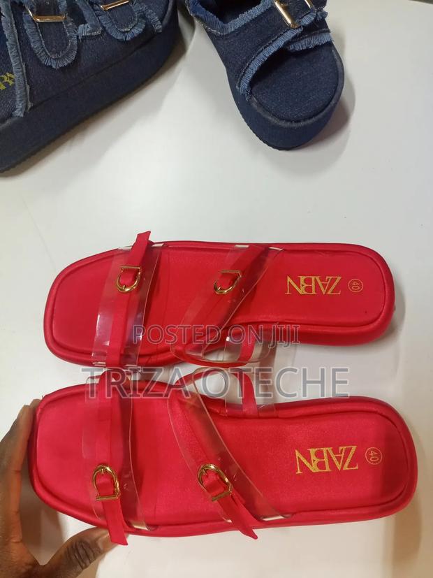 Amazon Shoe Collection - main view