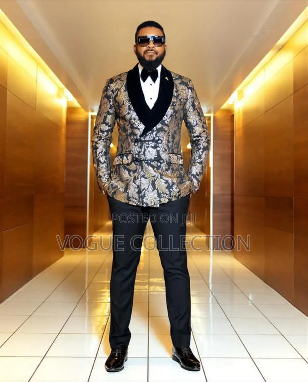Flowered Official Suit - thumbnail 2