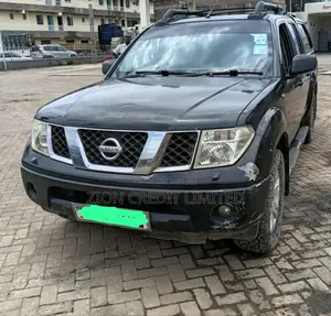 Nissan Navara 2.5 Automatic 2006 Black
