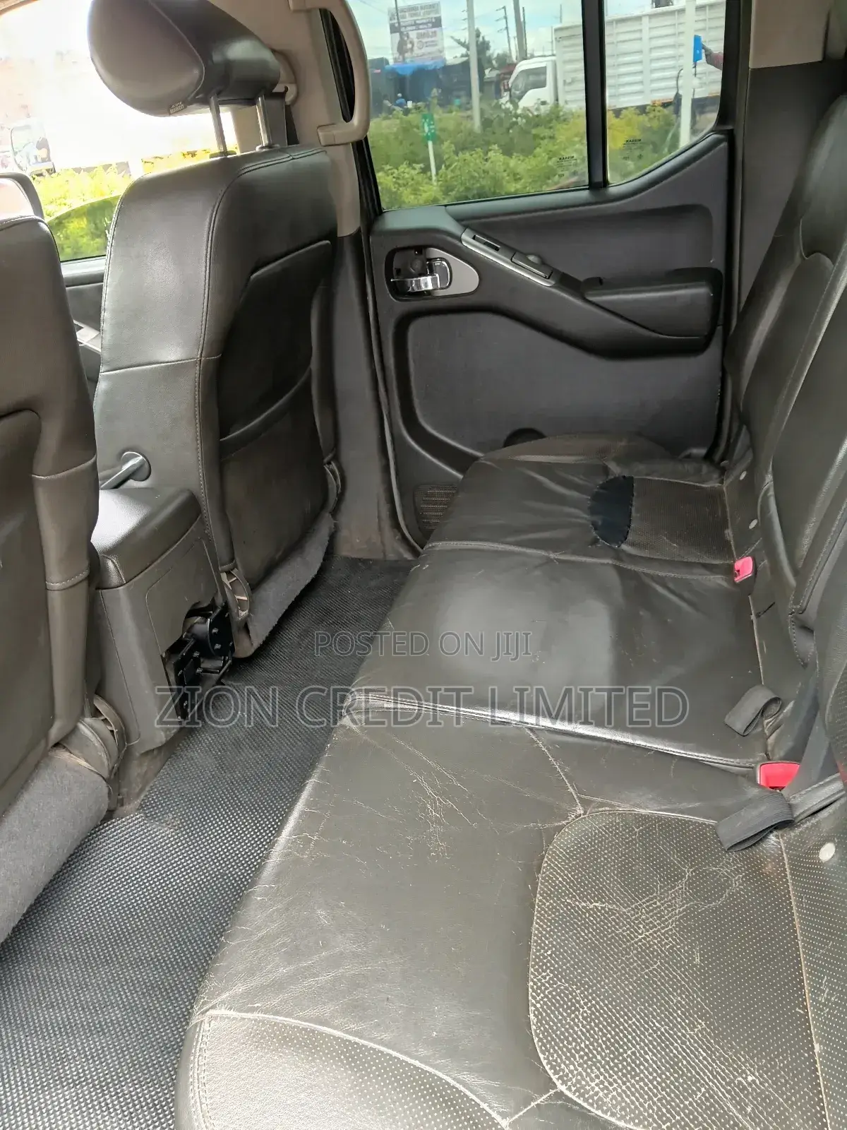 Nissan Navara 2.5 Automatic 2006 Black