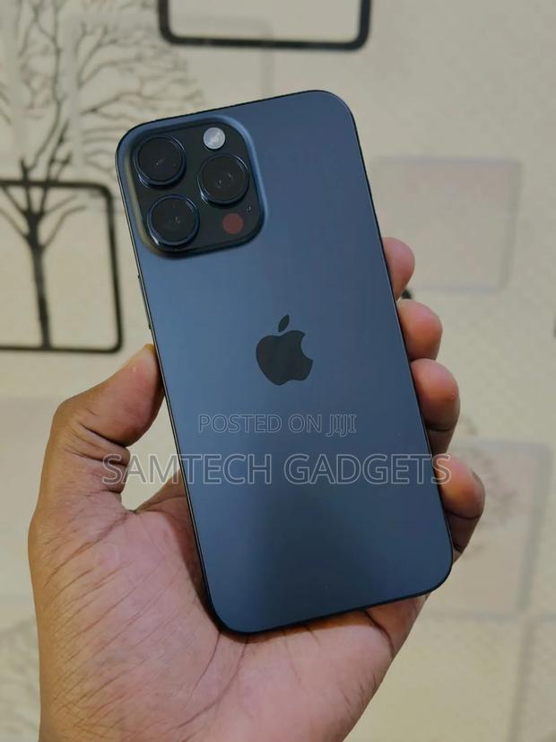 Apple iPhone 16 Pro Max 256 GB Blue - thumbnail 2