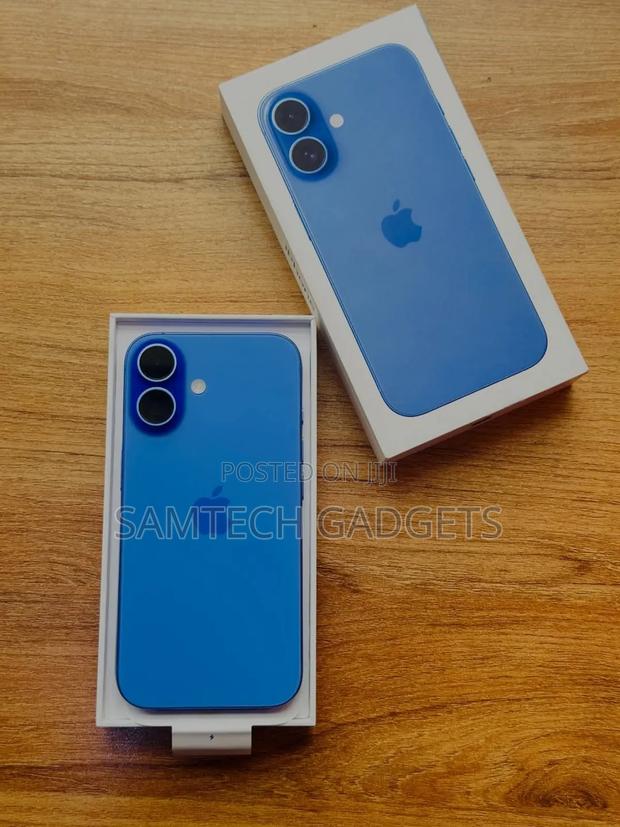 Apple iPhone 16 256 GB Blue - main view