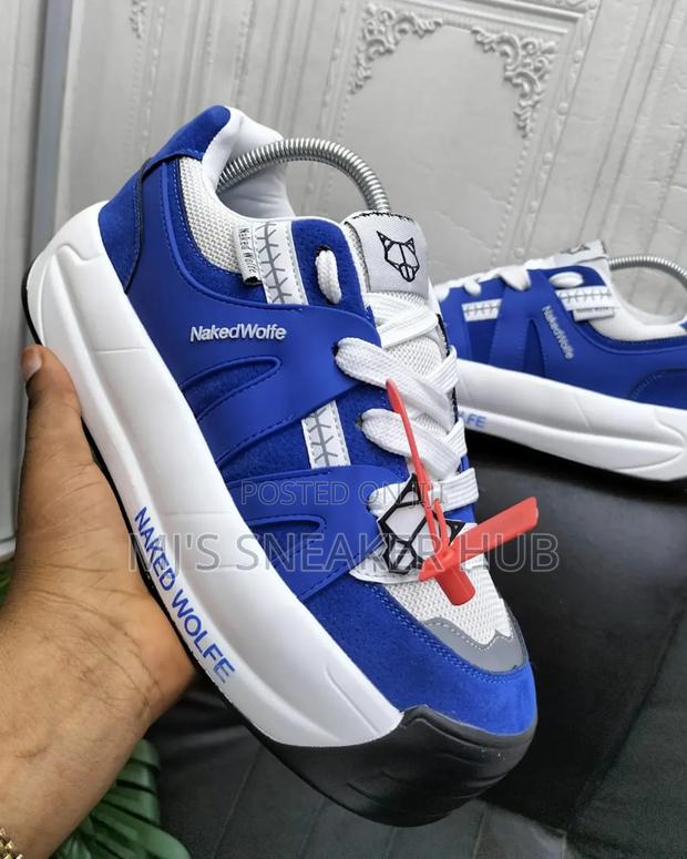 Naked Wolfe - thumbnail 6