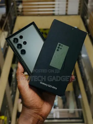 New Samsung Galaxy S23 Ultra 256 GB Green