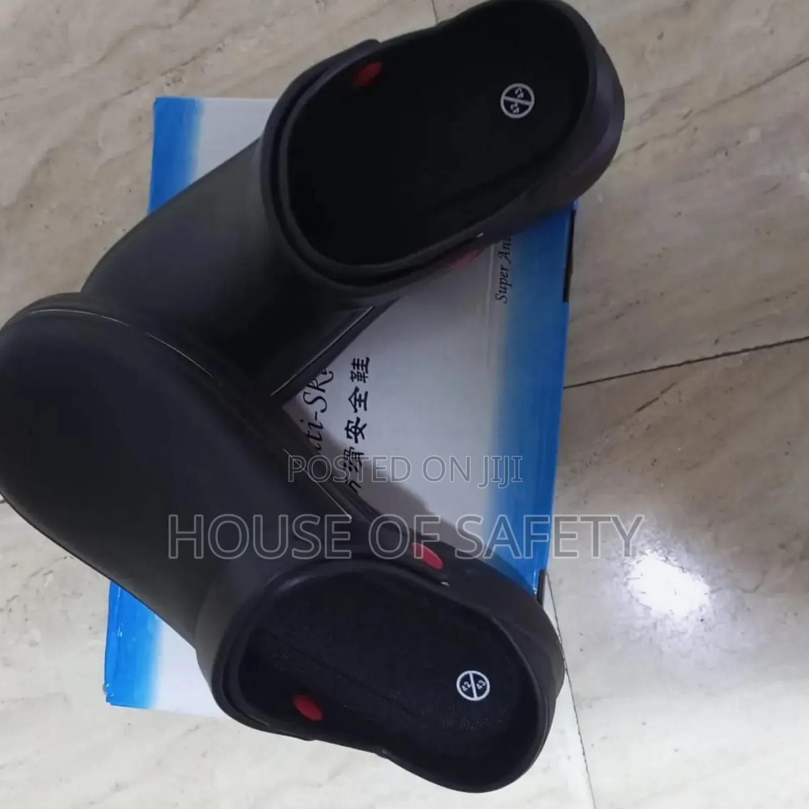Signature Comfort Crocs Black Antislip