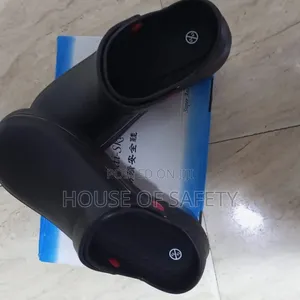Signature Comfort Crocs Black Antislip
