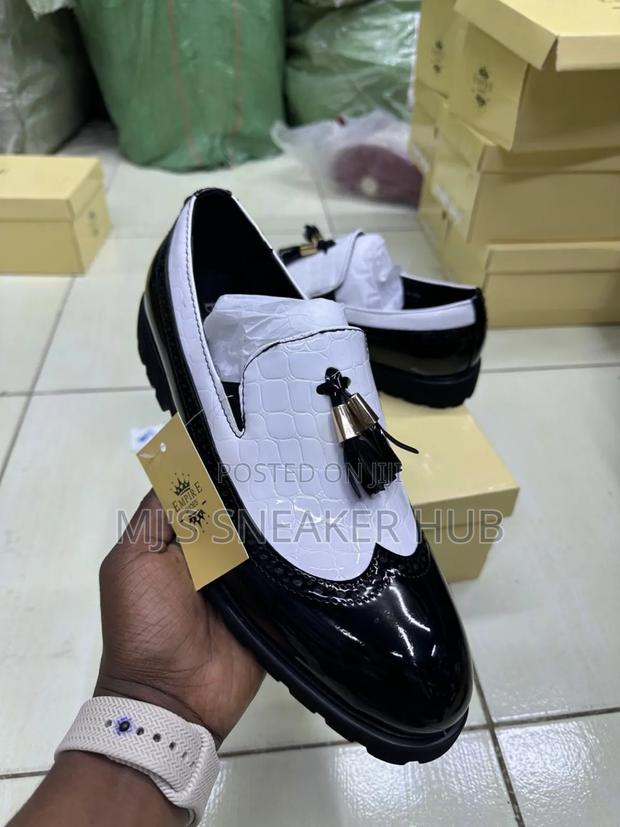 Empire Shinny Officials - thumbnail 11