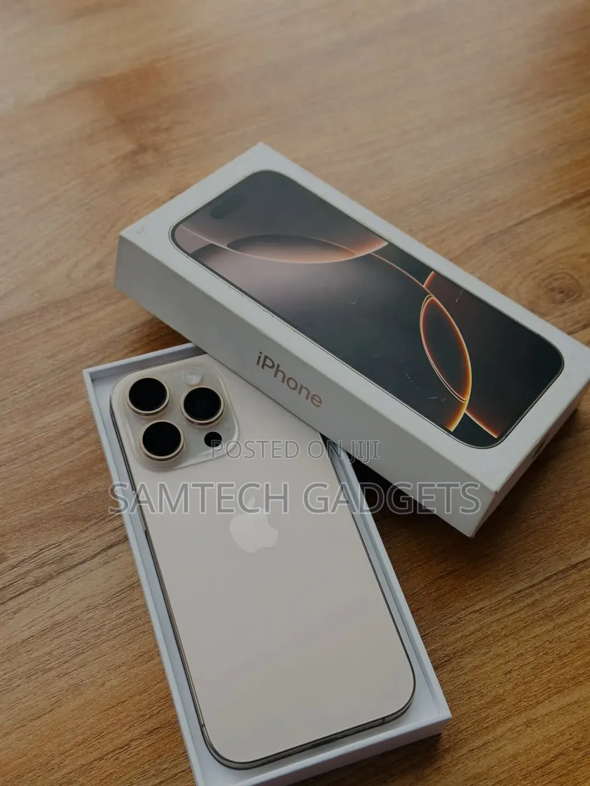 Apple iPhone 16 Pro Max 256 GB Gold