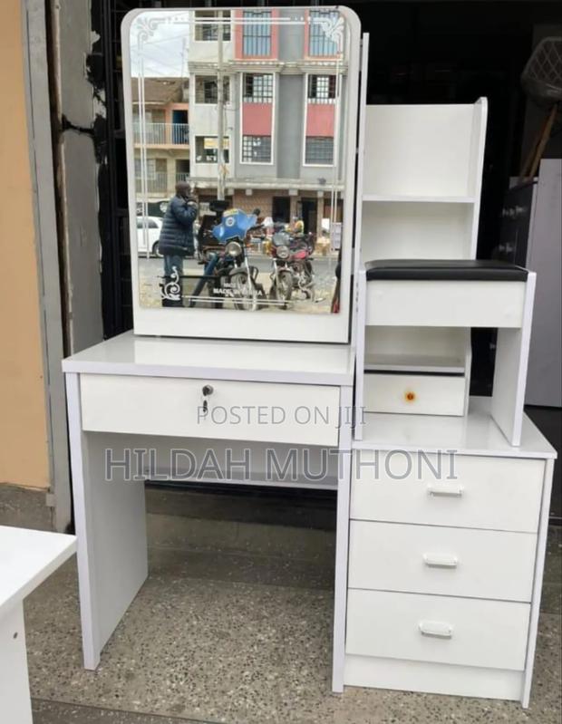 Dressing Table With Sliding Mirror