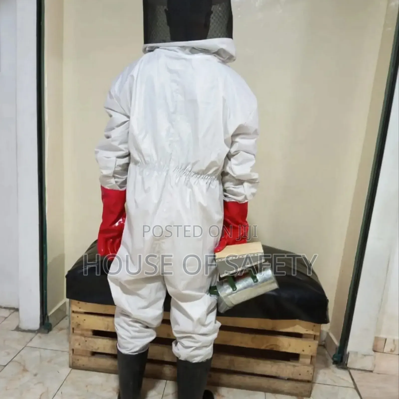 Bright White Bee Suits to Keep the Bees Away