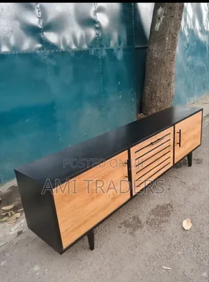 Tv Stand (6ft)