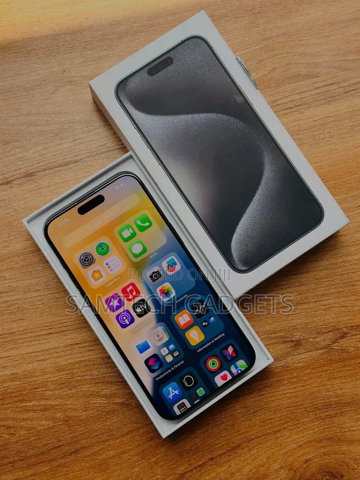 New Apple iPhone 15 Pro Max 256 GB Black