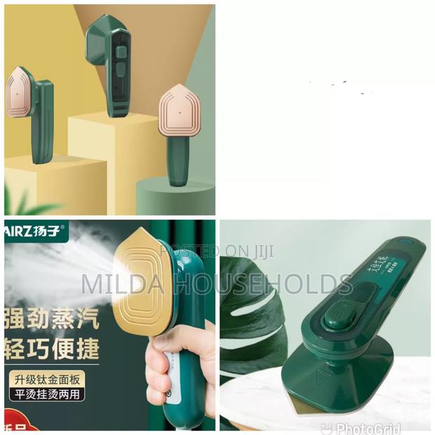 *Electric Handheld Steam Iron