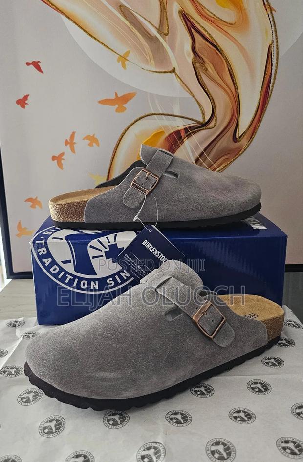 Birkenstock Slides
Light/Ash Grey
Original Quality 👌🏼👌🏼 - thumbnail 3
