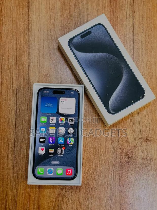 New Apple iPhone 15 Pro 256 GB Blue - thumbnail 2