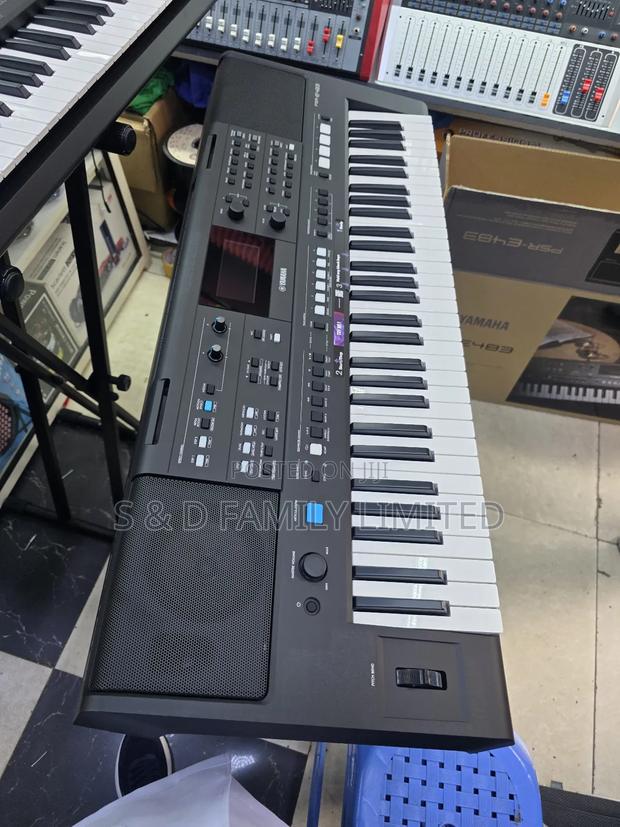 Yamaha PSR-E483 Keyboard - thumbnail 2