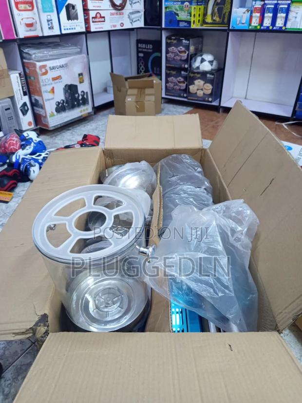 Commercial-Grade Triple Juice Dispenser, - thumbnail 5