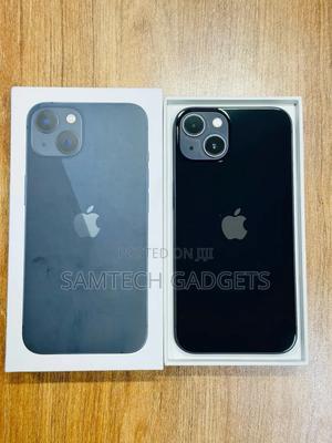 New Apple iPhone 13 256 GB Black - main view